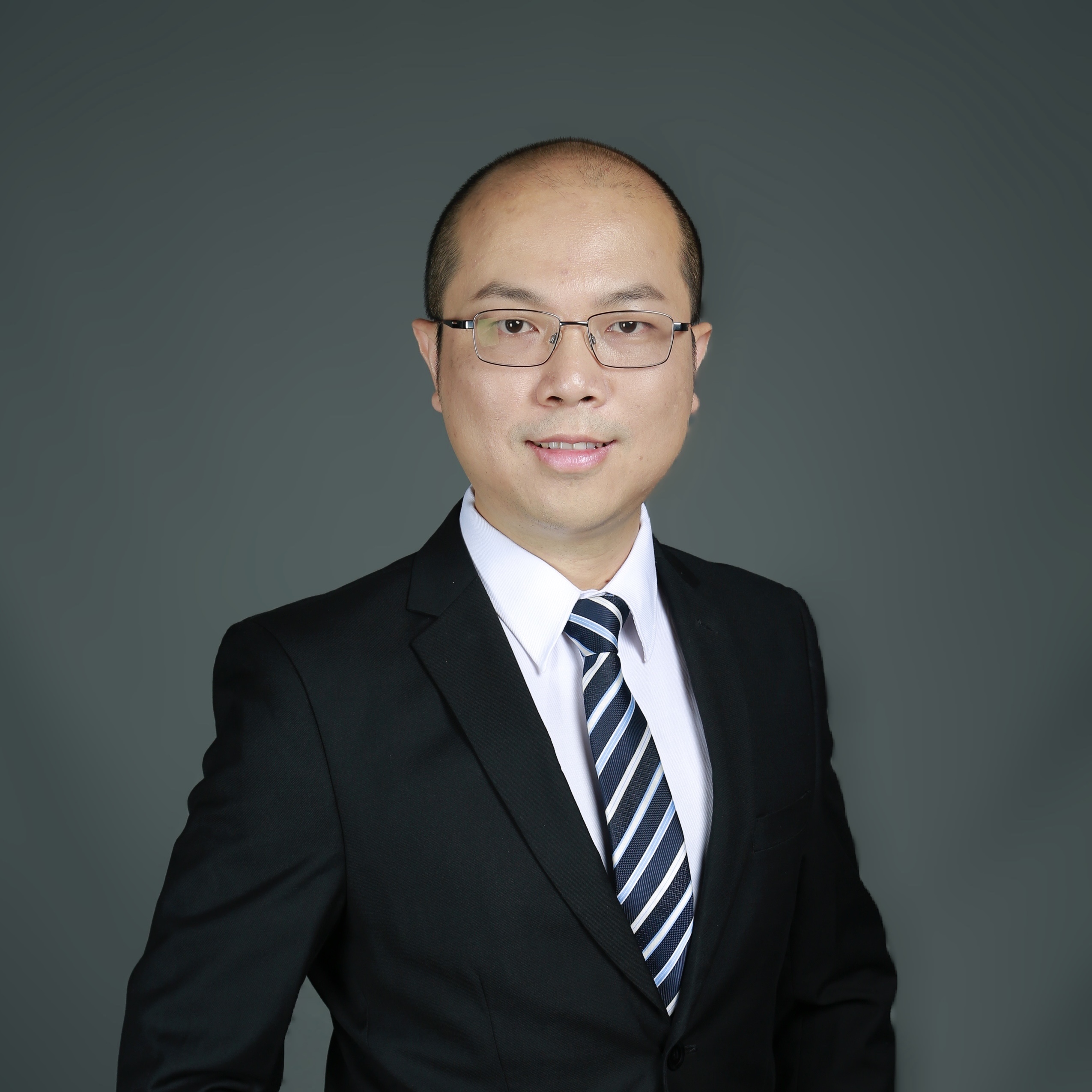 TOP100全球软件案例研究峰会