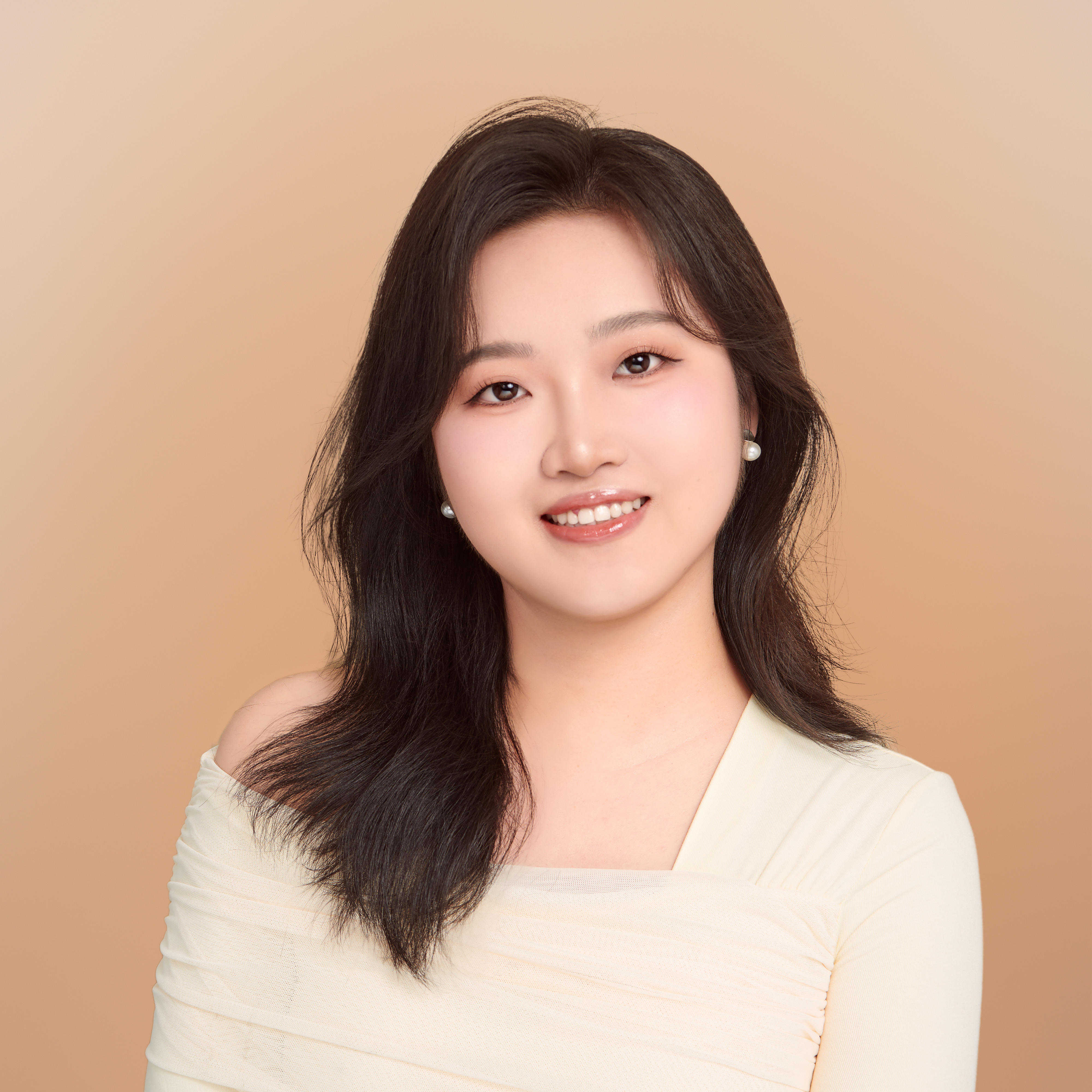 卢馨婷